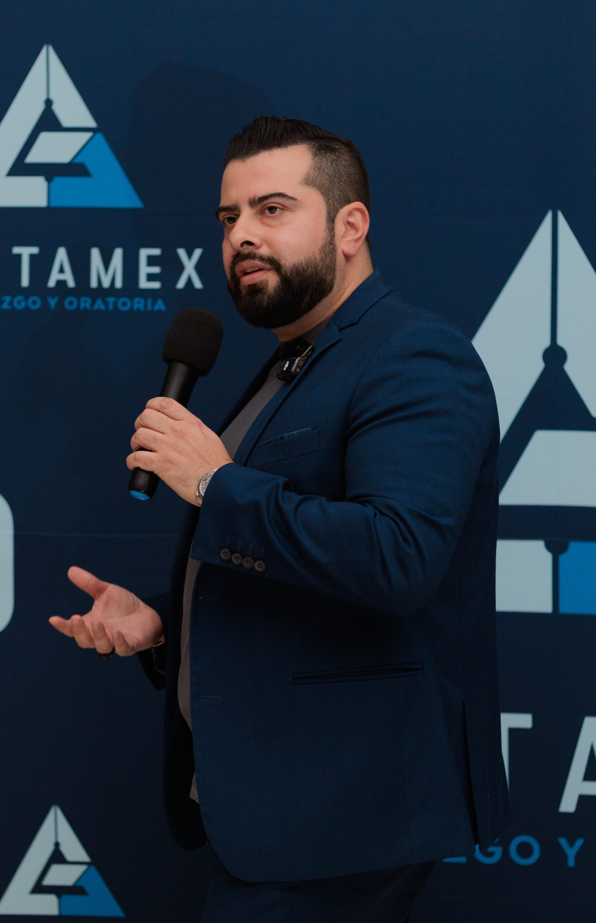 Liderazgo de impacto en escenario