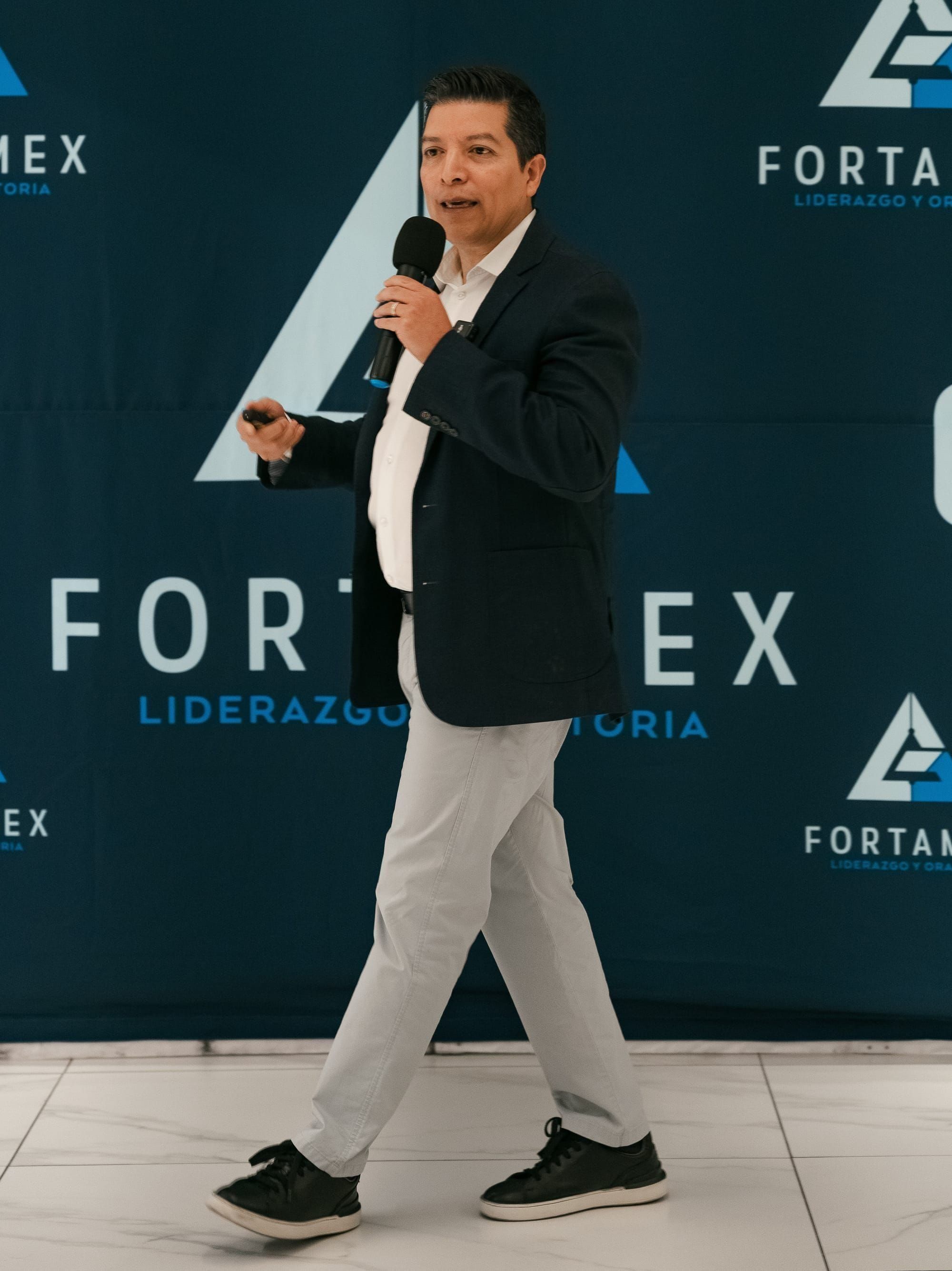 Dinámica de lenguaje no verbal Nivel Pro